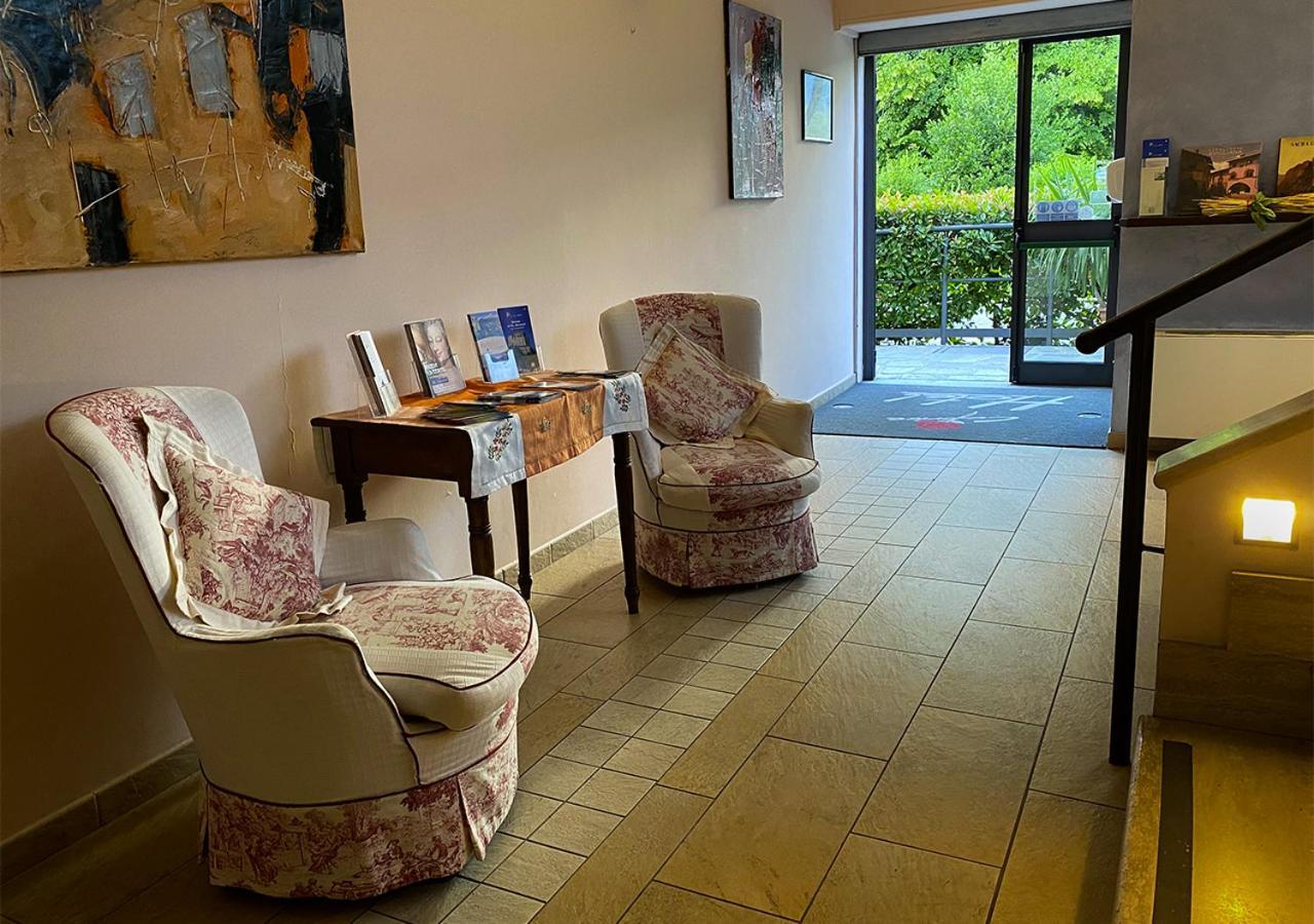 Caprice Hotel Avigliana Bagian luar foto