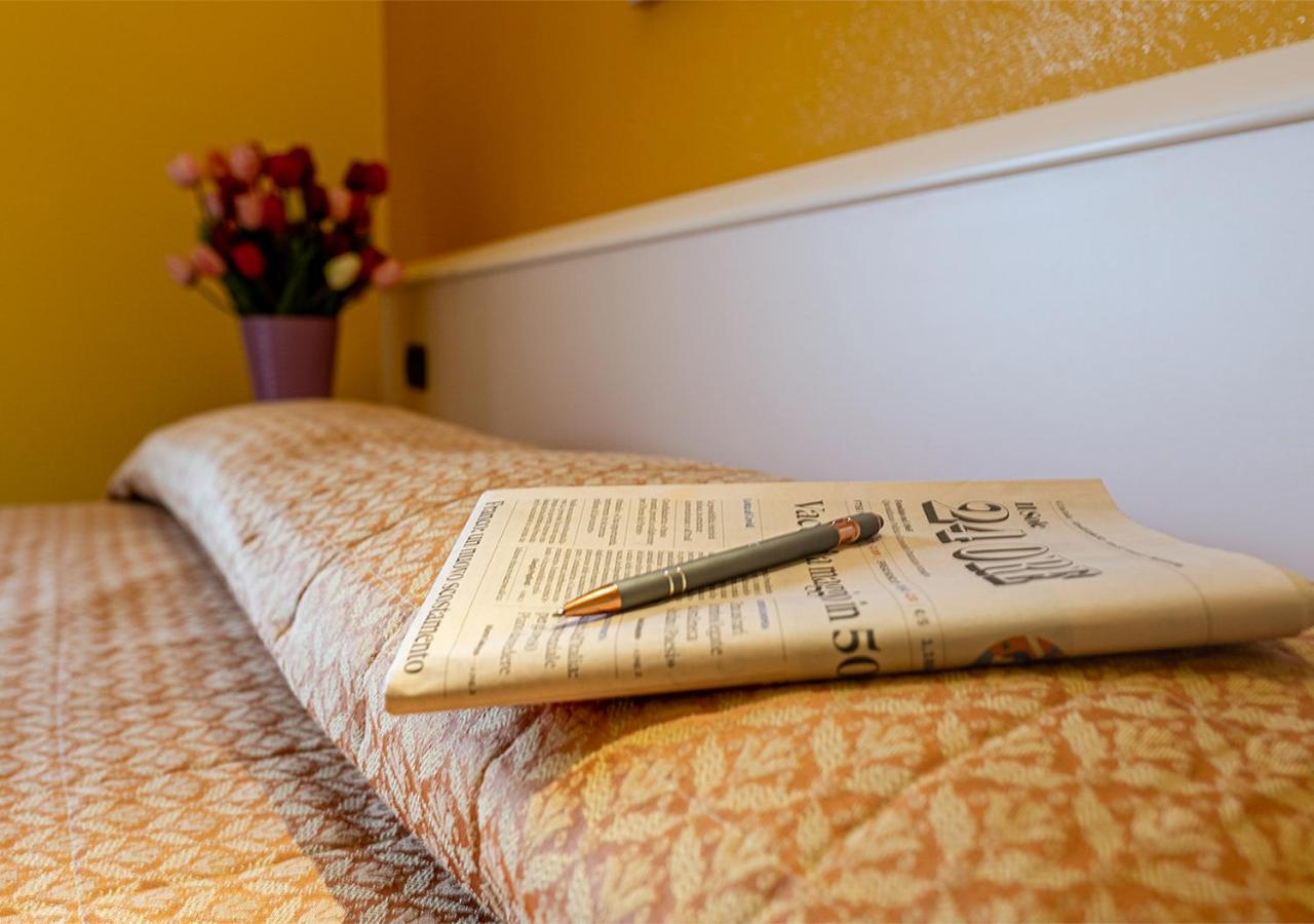 Caprice Hotel Avigliana Bagian luar foto