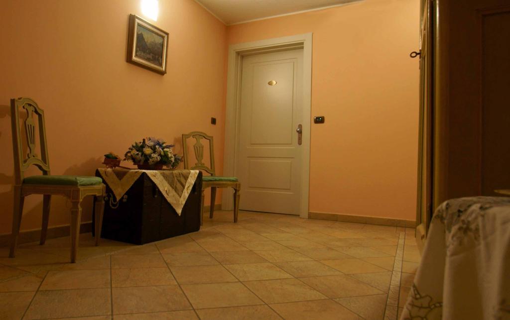 Caprice Hotel Avigliana Bagian luar foto