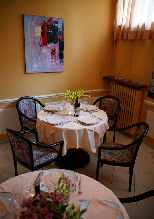 Caprice Hotel Avigliana Bagian luar foto